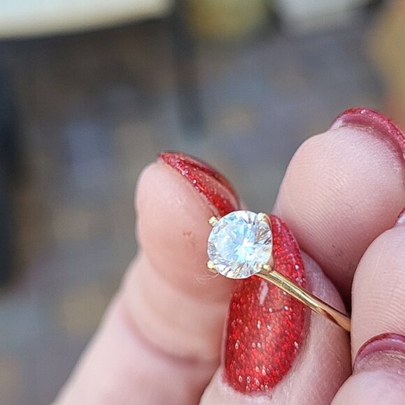 14k Yelllow Soild Gold Diamonique  Beautiful Sparkling Engagement Ring Size 7 - Picture 2 of 11